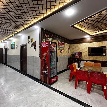 Taj Nice Point Manage By Taj Sunrise Group Agra  Εξωτερικό φωτογραφία