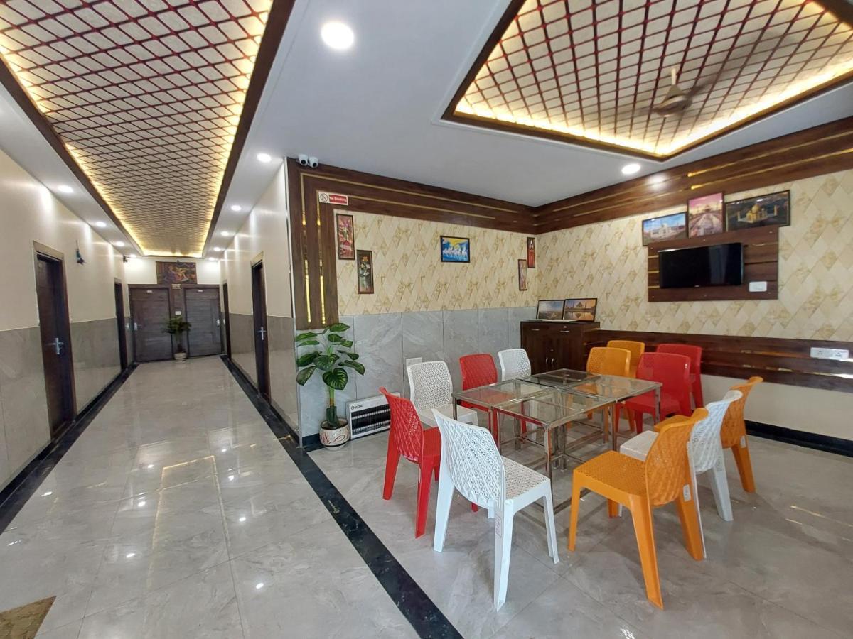 Taj Nice Point Manage By Taj Sunrise Group Agra  Εξωτερικό φωτογραφία