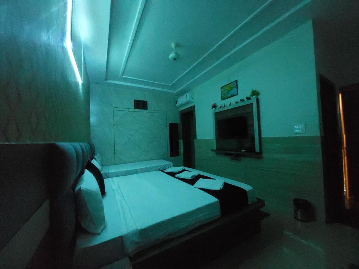Taj Nice Point Manage By Taj Sunrise Group Agra  Εξωτερικό φωτογραφία